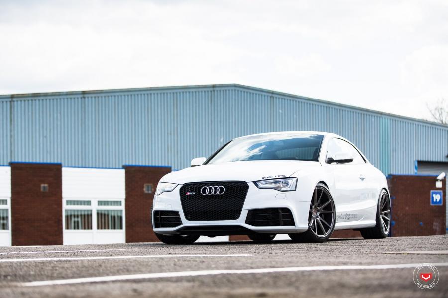  Audi RS5 Coupe on Vossen Wheels (VPS-301) 2017 года  (фото 23 из 48)
